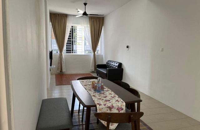 OrchidVilla Homestay at Southville Apartment