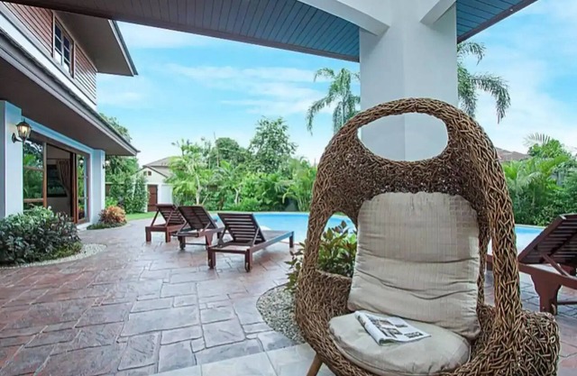 Oriental Thai luxury villa with Private pool