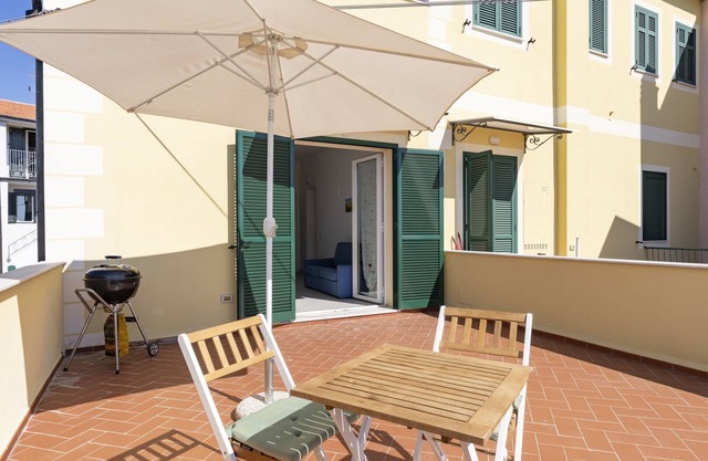 Origano by Interhome