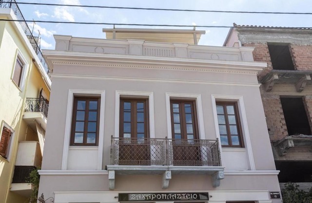 Orion Maison: Luxury 3-bedroom maisonette in the center of town