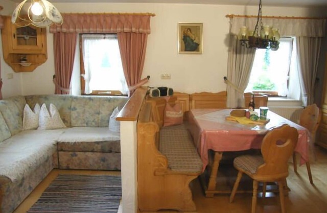 Ortsblick, 44m², 1 Schlafzimmer, Separate Küche, Dusche/wc, Sat-tv, Balkon