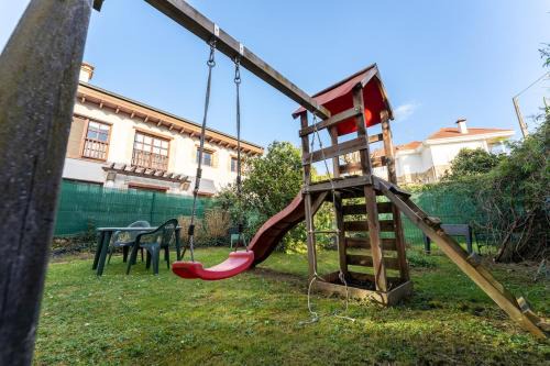 Oruña garden children's park