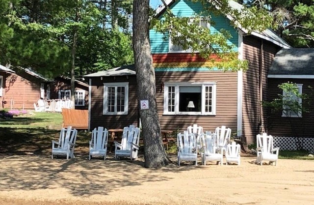 Ossipee lake beach house, pet freindly