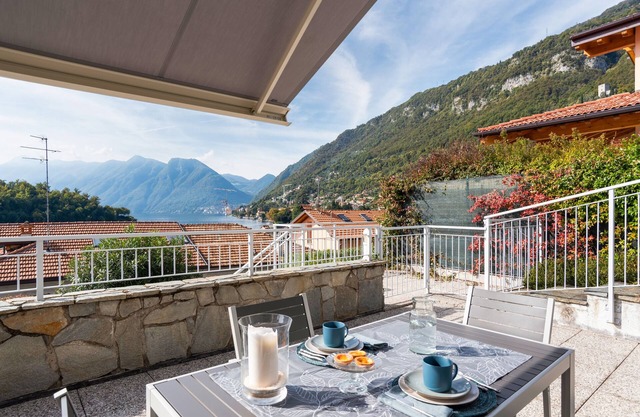Ossuccio Island View - MyHomeInComo