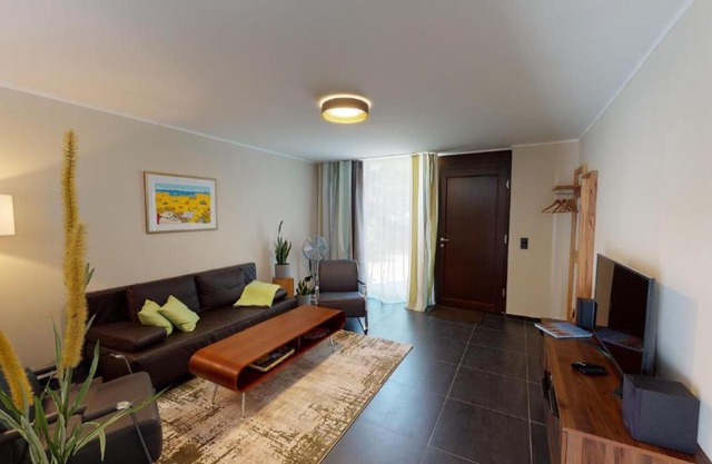 Ostsee Elmenhorst Sehr hochwertige Dreizimmer Ferienwohnung mit Gartenterrasse