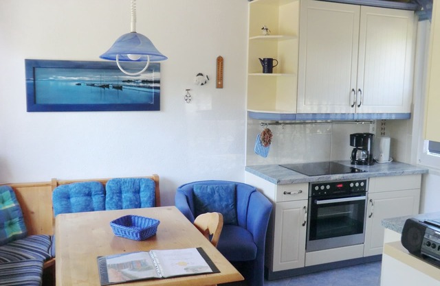 Ostseebad Nienhagen heated bungalow on the hunting trail with 2 separate bedrooms