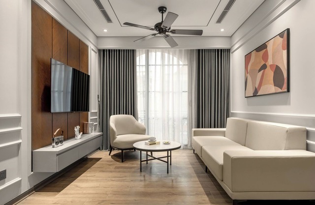 Otis Apartment