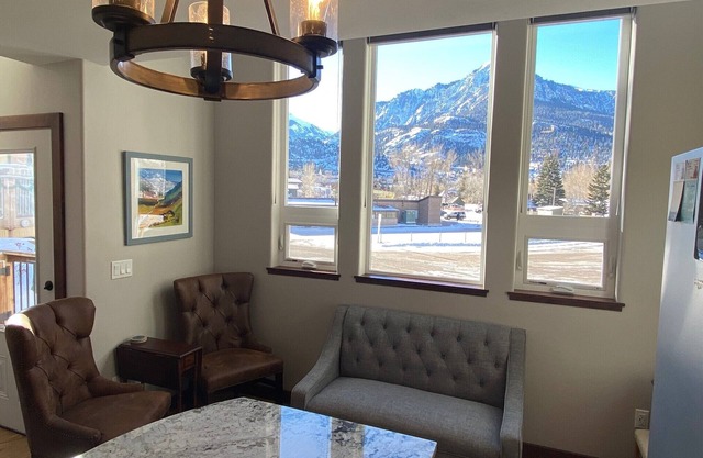 Ouray, CO Closest Townhome to Hot Springs Pool, Park, Trails