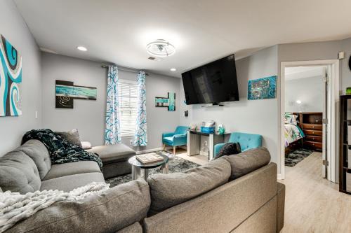 Outdoor Entertainment Area Family Concord Apt!
