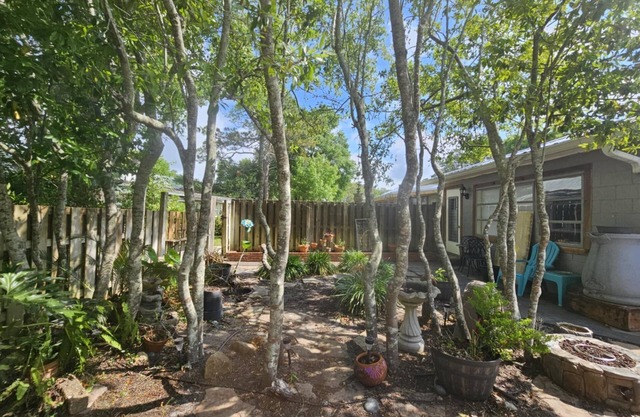 Outdoor Lover's Dream; Hunting, Fishing, Golf; pet friendly