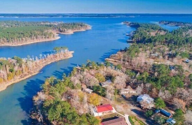 Outer Banks at Lake Sam Rayburn
