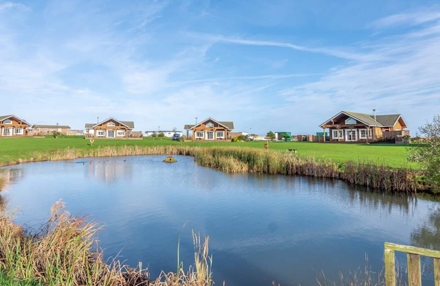 Outstanding, spacious and contemporary two storey lodge.