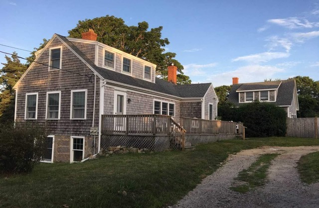 "Over South", Family farm house in Chilmark