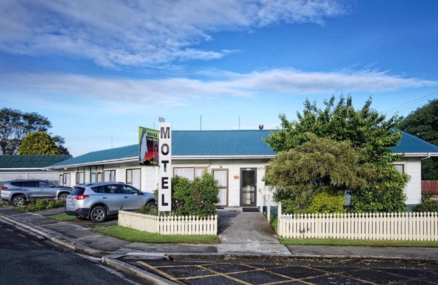 Owaka Lodge Motel