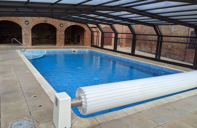 Owl Lodge, Covenham Holiday Lodges