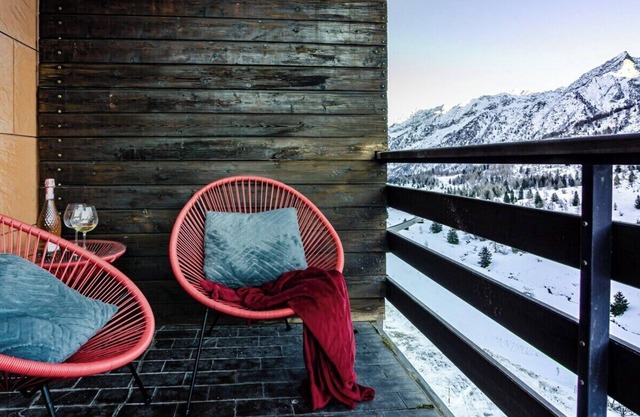Owl's Nest by TSS' - James Bond Style Couple's Escape at Passo del Tonale