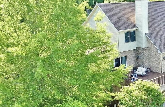 OWN ENTRANCE; PARKING; POOL; STUNNING VIEWS. EVERYTHING BRAND NEW 9/23!