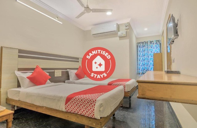 OYO 11428 Hotel Krishna's Residency