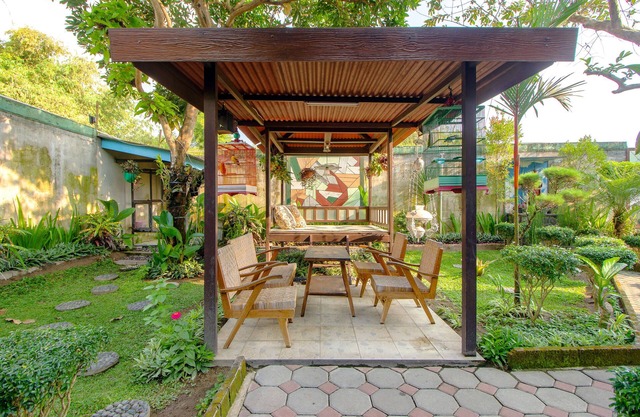 OYO 1355 Griya Wismono Homestay