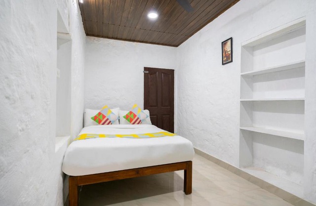OYO 45707 Comfort Stay Kantivanam Colony
