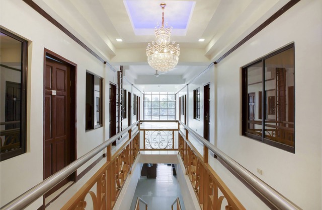 OYO 459 Offshore Hotel