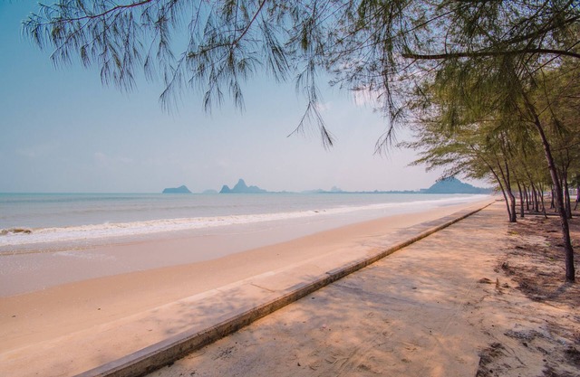 OYO 614 Koh Lak Resort