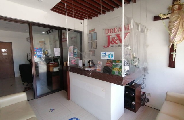 OYO 869 Jnv Dream Hotel