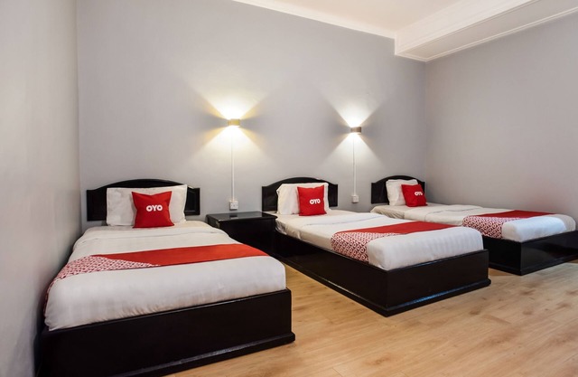 OYO 89568 Mangrove Hotel