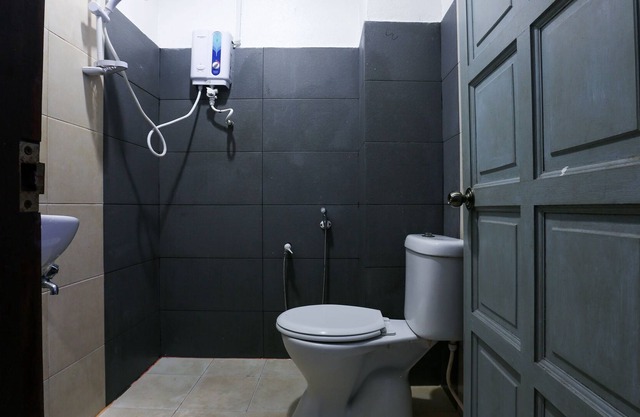 OYO 89797 Hotel Mansya