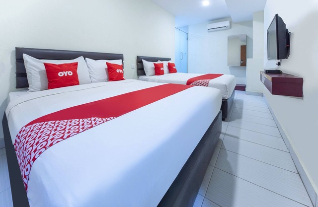 OYO 90385 H3 Hotel