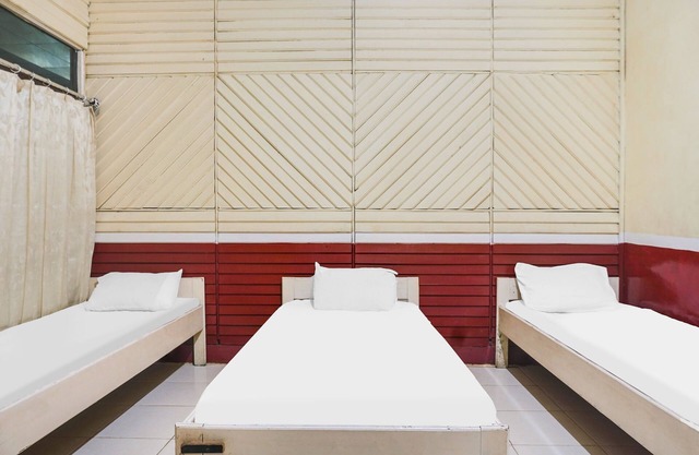 OYO 91833 Hotel Anggrek Daqu Syariah Kapuas