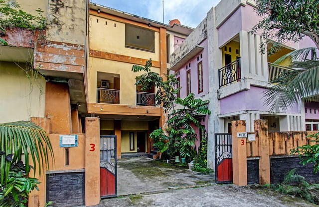 OYO 91845 V ar House Near Pantai Tanjung Bias