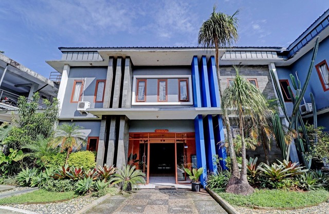 OYO 94671 Classic Guesthouse