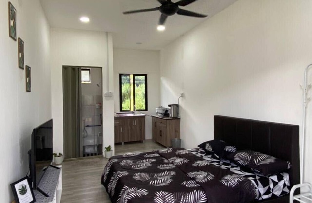 OYO Homes 90650 Na Homesuite