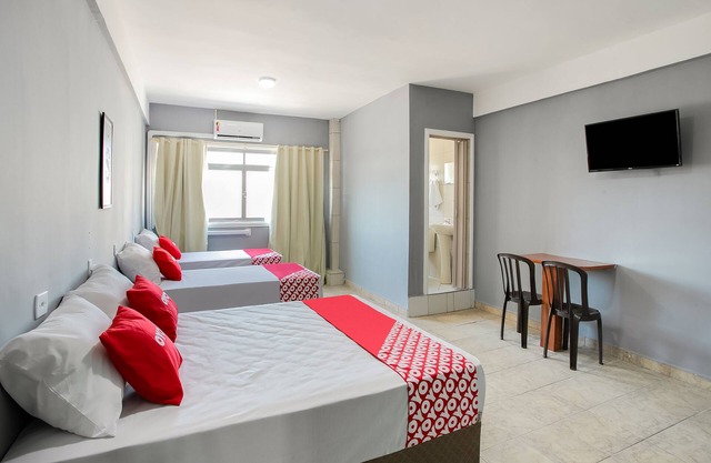OYO Hotel Boneville, São Paulo