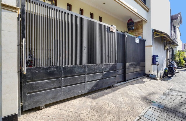 OYO Life 91893 Kost Jeje Syariah
