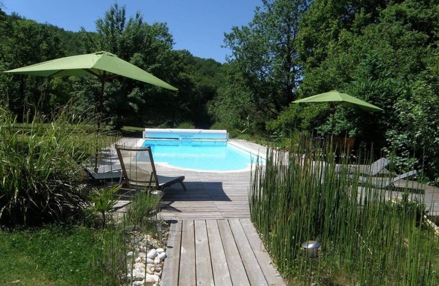 Périgourdine character house - 9 people - Private heated swimming pool