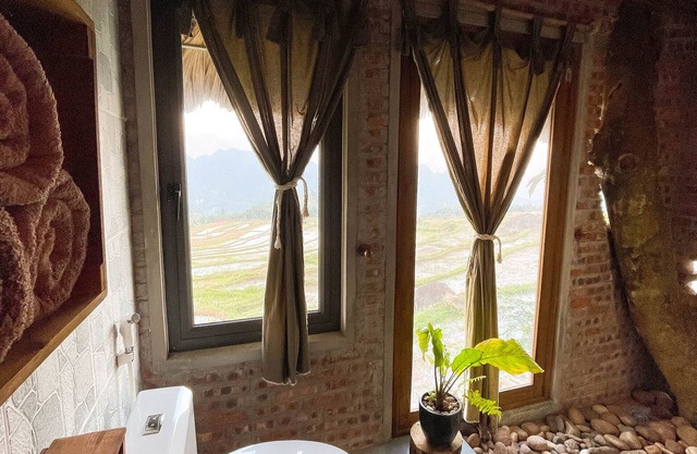 Pù Luông Ecocharm