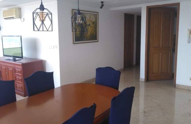 Park Royale Executive Suites 3BR - Family Choice