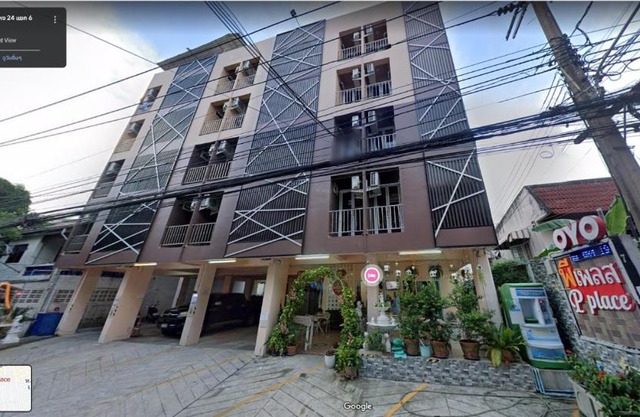 P Place พีเพลส