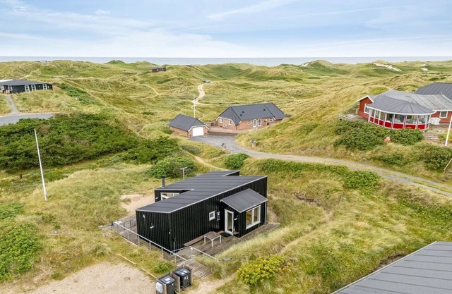 "Paaske" - from the sea by Interhome