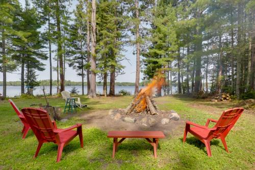 Paddle, Play and Relax Home with Pioneer Lake Access!