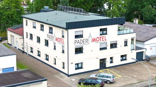 Pader-Motel