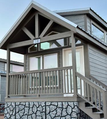 Page Lake Powell Campground - Tiny Homes