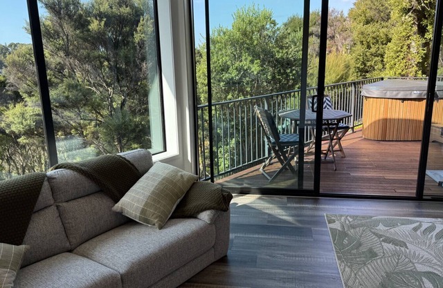 Paihia, King Bed Apartment & Spa