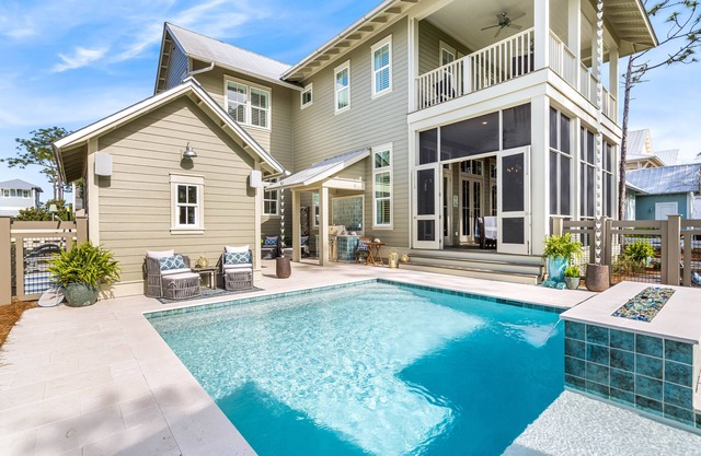 Paint Your Getaway at Watercolor Retreat/Pet-Friendly/Private Pool/Golf Cart