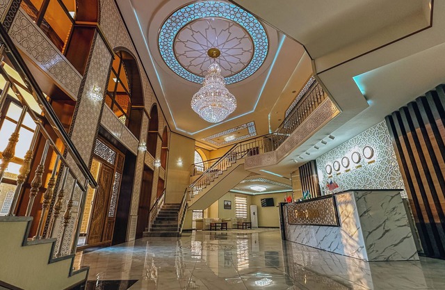 Pakhlavon Hotel