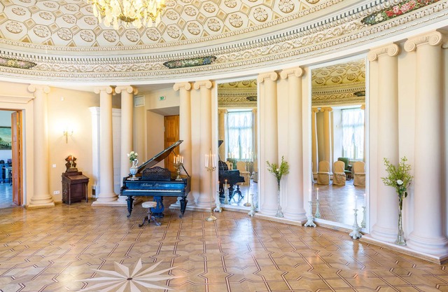 Pakruojis Manor's Palace Boutique Hotel