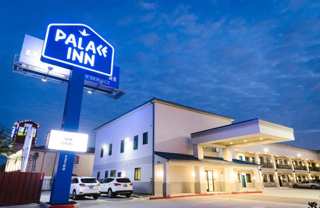 Palace Inn Blue Federal Road