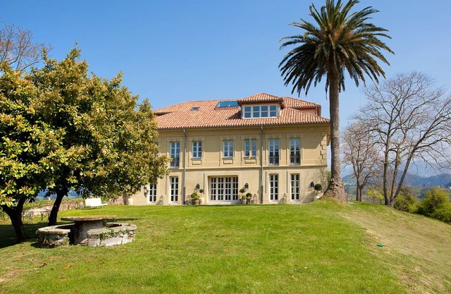 Palacio de Miravalles